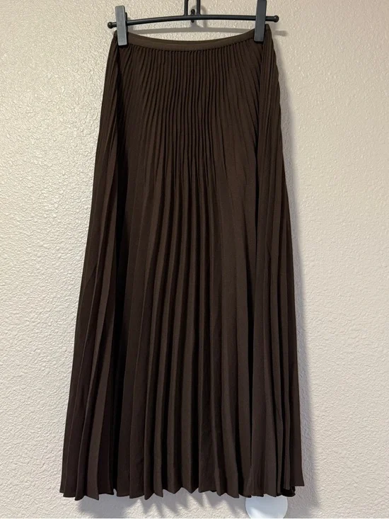 NWOT Jenni Kayne Pleated Midi Skirt Chocolate Brown Minimalist Elastic Waist M - Picture 5 of 5